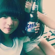 Lịch sử Kpop lần đầu xảy ra: Nữ idol thú nhận quá khứ hút thuốc, rượu chè ngay tại họp báo debut-2