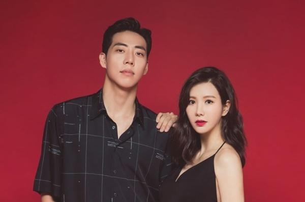 Cựu thành viên nhóm nhạc After School JungAh thông báo hạ sinh con trai đầu lòng. Cô cùng ông xã là cầu thủ bóng rổ Jung Chang Young gửi lời cảm ơn tới người hâm mộ đã động viên trong suốt thời gian qua.