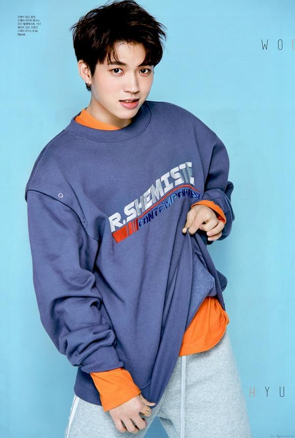 Infinite Woohyun âm thầm nhập ngũ trong hôm nay. Anh trở thành nhân viên phục vụ cộng đồng tại trung tâm huấn luyện Nonsan do chấn thương bả vai từ nhiều năm trước.