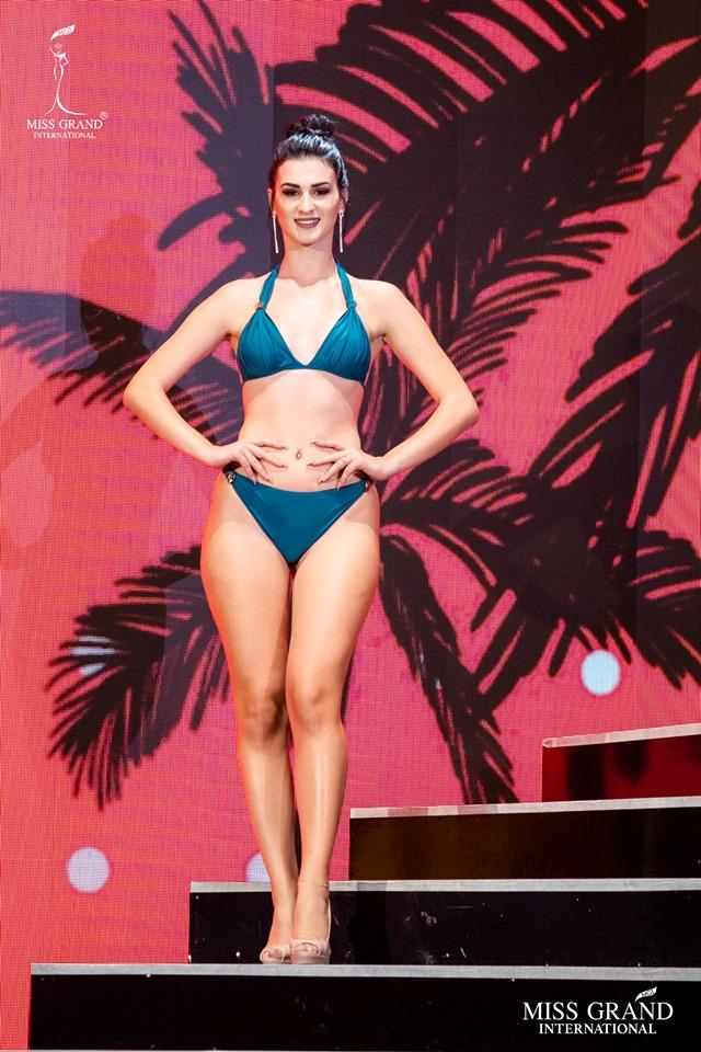 Thí sinh Miss Grand 2019 lộ đùi ếch, bụng mỡ, da sùi khi trình diễn bikini, bao gồm cả Kiều Loan Việt Nam-7