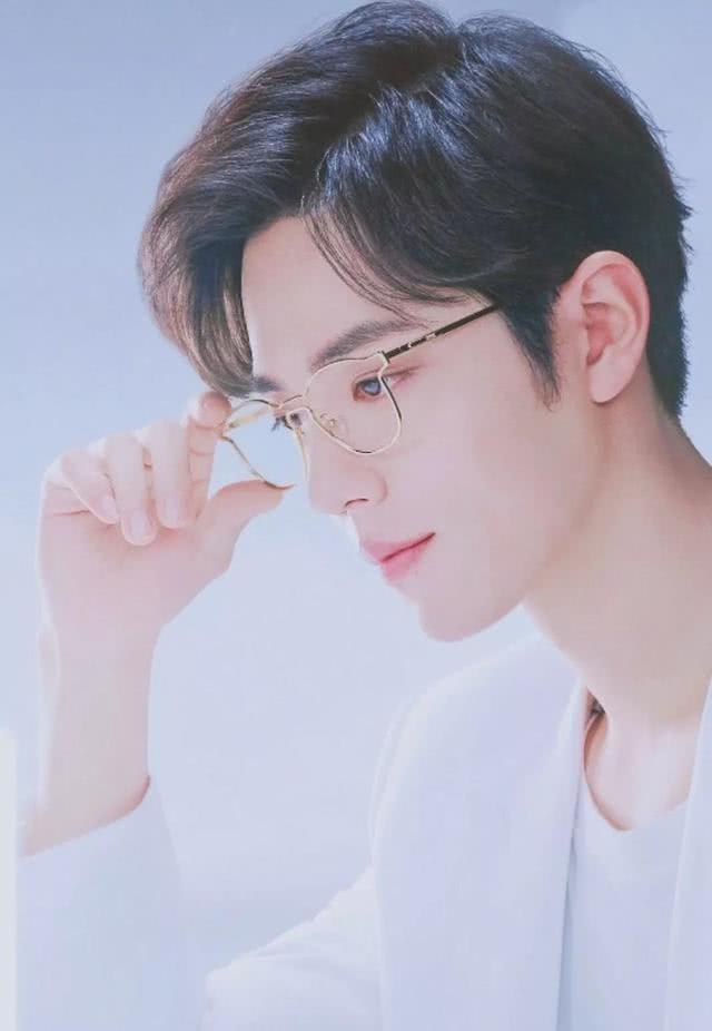 Tiêu Chiến tiết lộ cách giải tỏa áp lực, thừa nhận tửu lượng kém nên chỉ chọn lúc rảnh mới dám uống-1