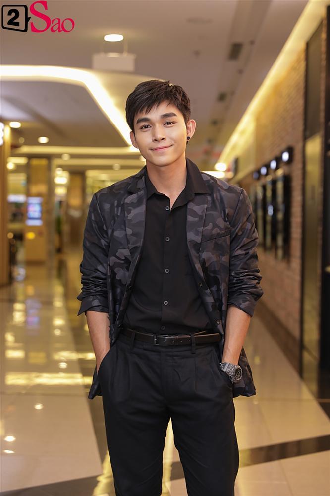 Sao nhập ngũ 2019: Jun Phạm ngại tắm nude, Anh Đức... khỏa thân chạy vòng vòng-6