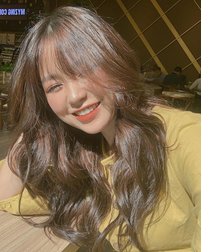 Xuất hiện bằng chứng Quang Hải hẹn hò với hot girl xinh đẹp, nổi tiếng trên cả báo Trung-2