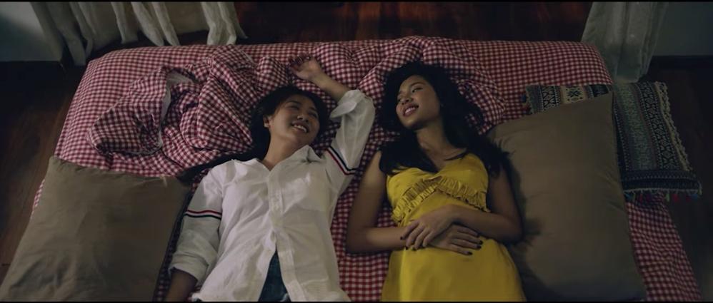 Sốc toàn tập vì cú lừa mới từ MV của Văn Mai Hương: Bùi Anh Tuấn yêu chú rể, nữ - nữ khóa môi quá táo bạo-3