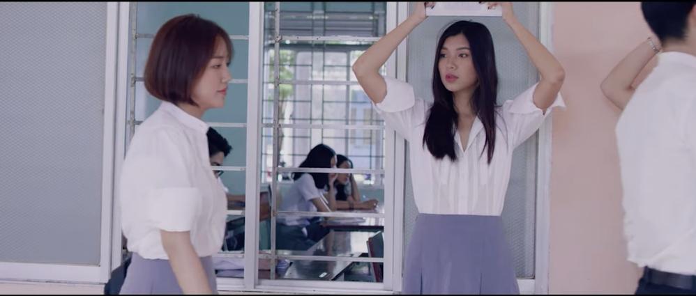 Sốc toàn tập vì cú lừa mới từ MV của Văn Mai Hương: Bùi Anh Tuấn yêu chú rể, nữ - nữ khóa môi quá táo bạo-2