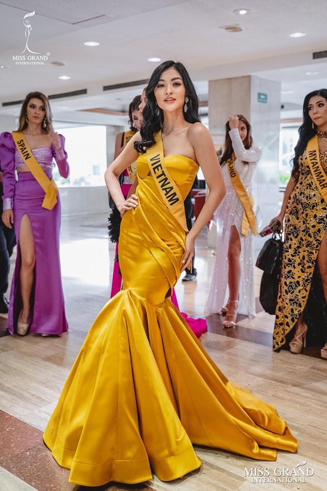 Sáng sớm mai, liệu Kiều Loan có mang được vương miện Miss Grand International 2019 về cho Việt Nam?-2