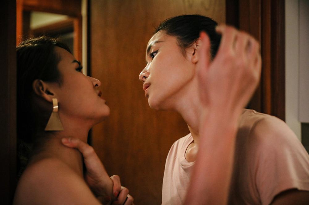 Chân dài Việt và những vai diễn ấn tượng trên màn ảnh-12