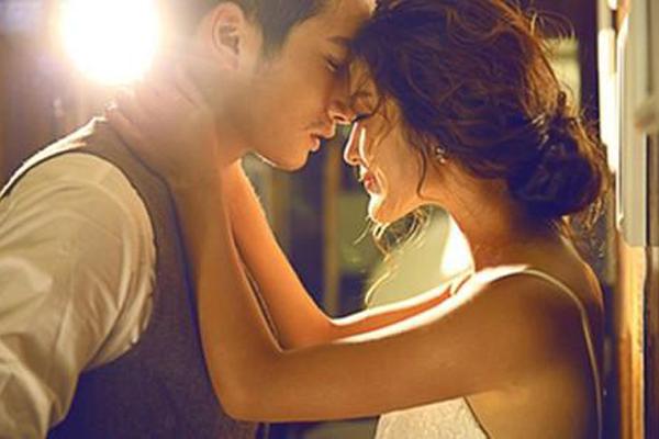 Con trai khoe ở với bạn gái, mẹ phản ứng lạ lùng: Con đừng cho bé đó ngừa thai-1