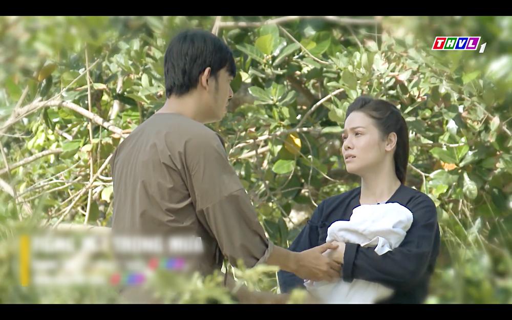 Nhật Kim Anh bị chồng hiểu lầm có tình ý với người yêu của con gái trong tập 47 Tiếng Sét Trong Mưa-4