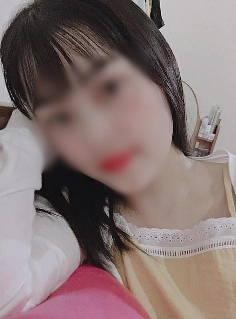 Xót xa đoạn tin nhắn của cô gái Hà Tĩnh gửi cho mẹ nghi bị chết vì không thở được trong quan tài thép chứa 39 thi thể ở Anh-7