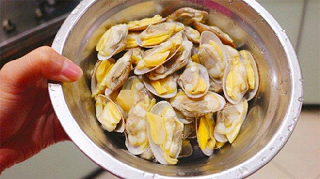 Thêm chút nước này, ngao sẽ sạch bong, không còn chút sạn cát-3