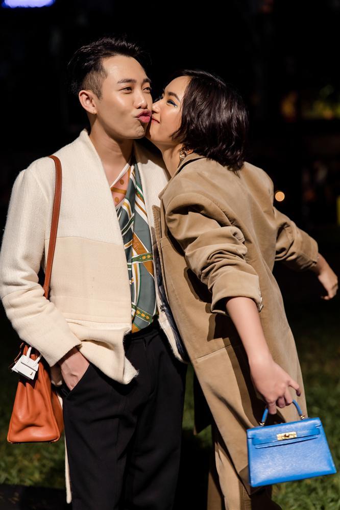 Châu Bùi và Hoàng Ku quấn khăn làm áo cũng không nữ tính bằng NTK Lý Quí Khánh-4