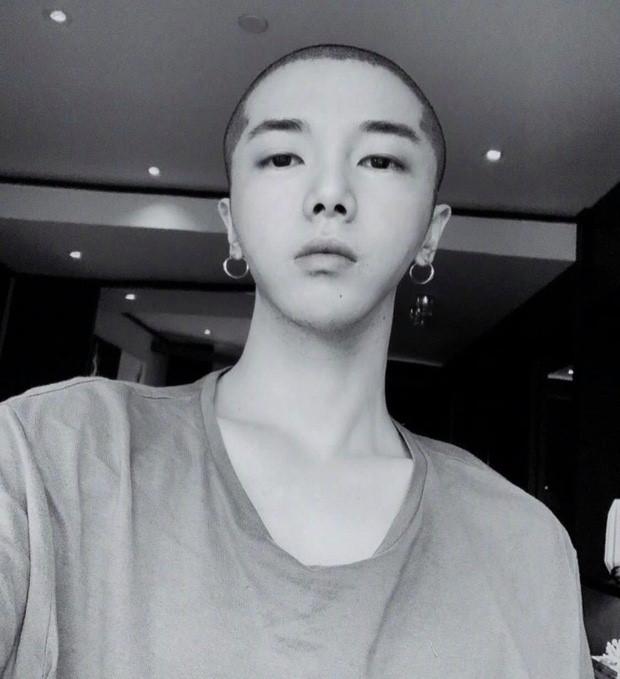 Quỷ tài âm nhạc 9X Hoa Thần Vũ cạo trọc đầu vì lời hứa với fan-1