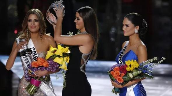 Scandal đọc nhầm quán quân Giọng hát Việt nhí giống hệt sự cố trao nhầm vương miện Hoa hậu Hoàn vũ-4