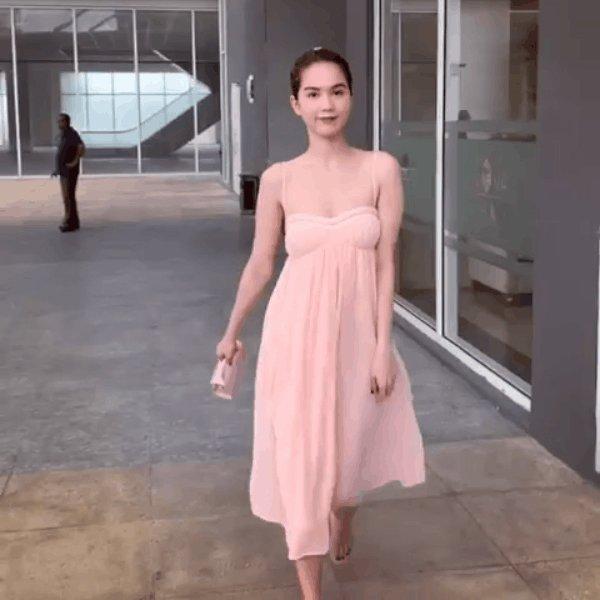Bị bánh bèo nhập nhưng chọn nhầm dáng váy, Ngọc Trinh nhìn cứ như có bầu-1