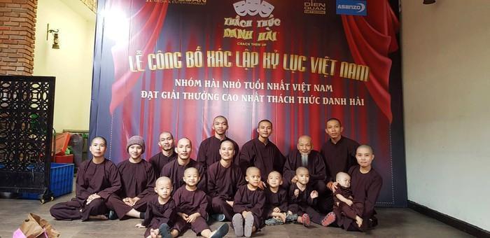 Vụ nhóm người xông vào Tịnh thất Bồng Lai: Không có giấy phép hoạt động, chỉ là nơi biến gia thành tự-3
