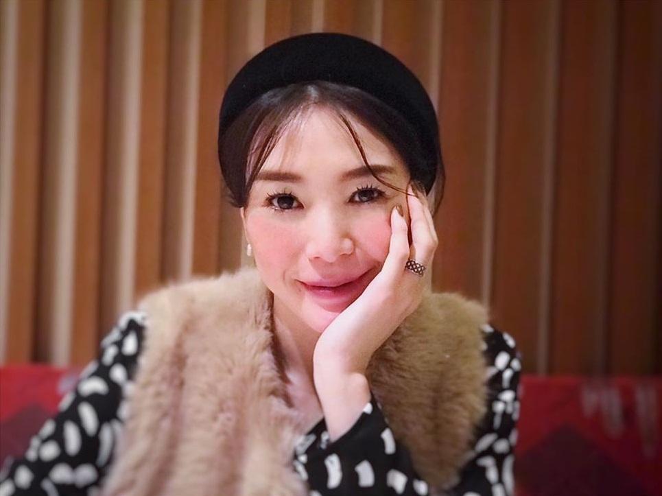 Bản tin Hoa hậu Hoàn vũ 27/10: Hoàng Thùy lên đồ xuất sắc chặt đẹp hai đối thủ nặng đô-10