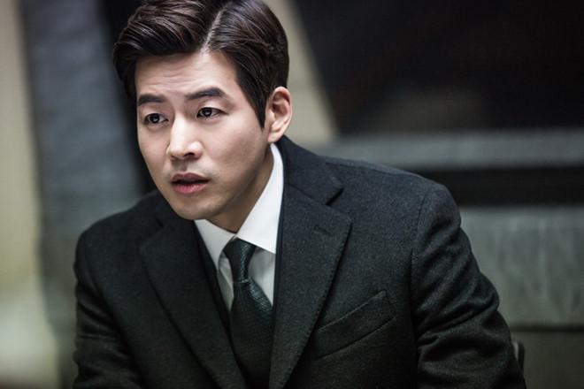 Vẻ ngoài của ‘người chồng quốc dân nên duyên với Jang Nara-6