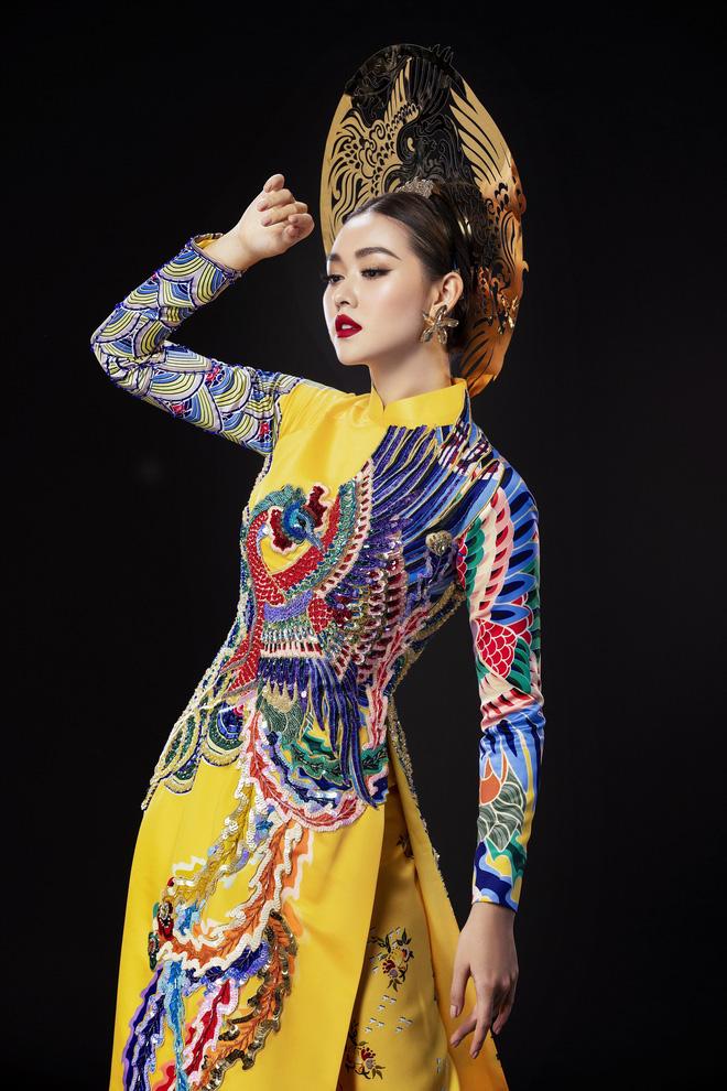Vừa sang Nhật thi Miss International, Tường San đã tiết lộ hẳn 2 bộ áo dài cực kỳ hoành tráng để thi Quốc phục-8