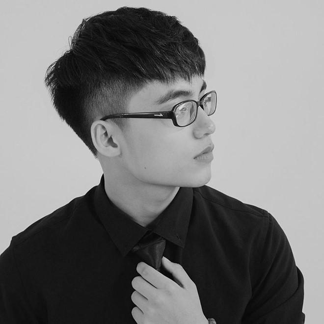 Em trai Sơn Tùng M-TP làm bao người xôn xao khi khoe ảnh giả gái-1