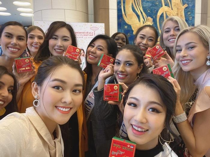 Diện chiếc váy đỏ tươi, Tường San ghi điểm vì lấn át đối thủ Miss International lại chẳng hề kém cạnh Đỗ Mỹ Linh-11