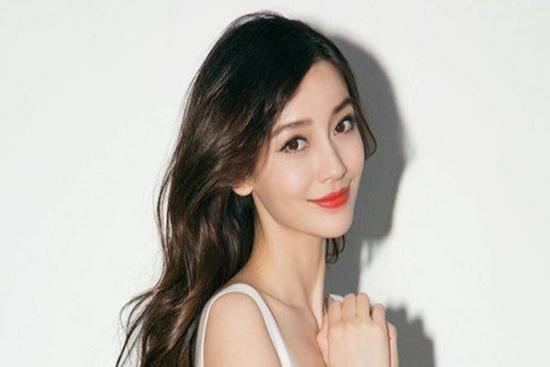 Angelababy bị bầu chọn là mỹ nhân đóng phim dở tệ