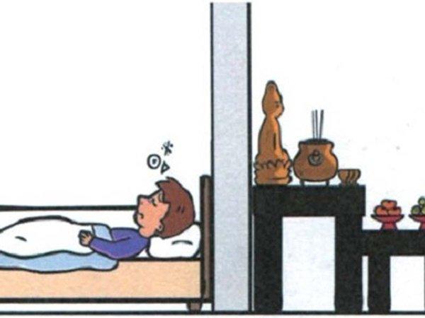 Để bàn thờ cạnh chỗ ngủ, thần linh trách phạt, cả năm lận đận lao đao-2