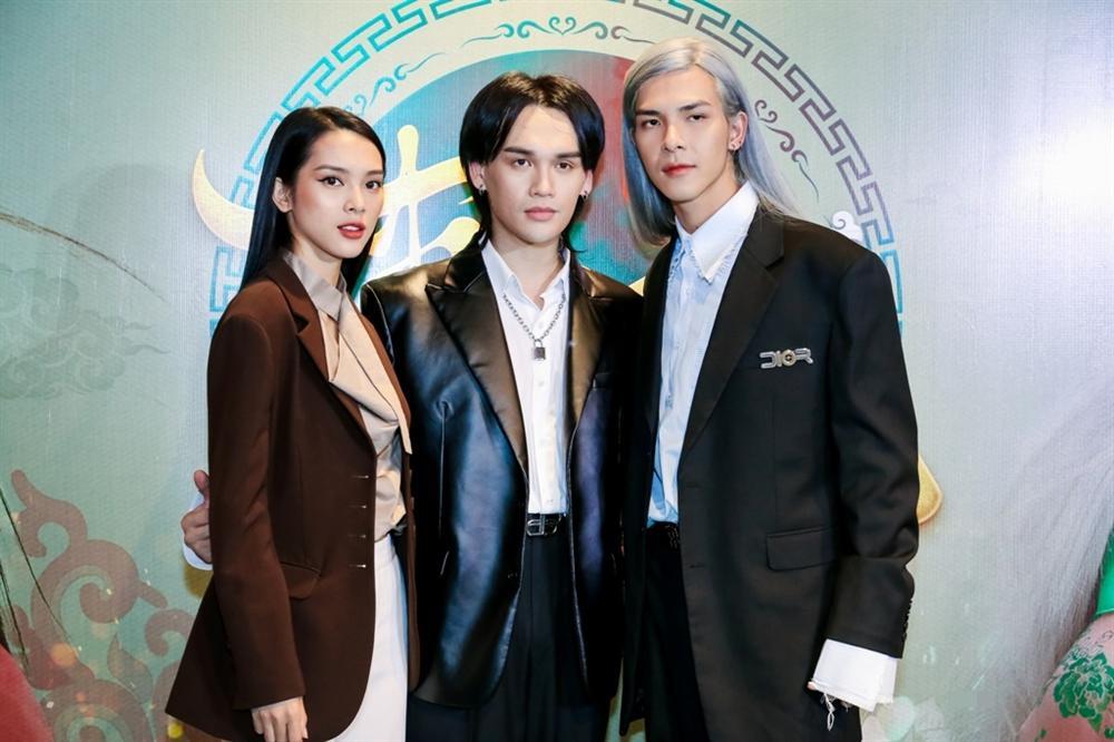 Hội hủ nữ đừng bỏ qua MV đam mỹ đậm chất mùi mẫn của Nguyễn Trần Trung Quân-1