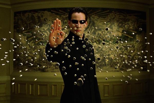 4. The Matrix Reloaded (2003) - 742 triệu USD: Loạt phim Ma trận của chị em đạo diễn nhà Wachowski là cuộc cách mạng đối với dòng phim khoa học viễn tưởng Hollywood. Phần phim thứ hai - The Matrix Reloaded - không được đánh giá cao, nhưng lại là tác phẩm ăn khách nhất thương hiệu. Phần 4 của loạt Ma trận mới được lên kế hoạch cho năm 2022.