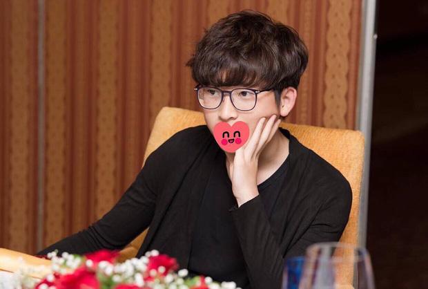 Tháp tùng chị gái dự sự kiện, em trai Huyền My chiếm spotlight với ngoại hình mỗi ngày một khác-4