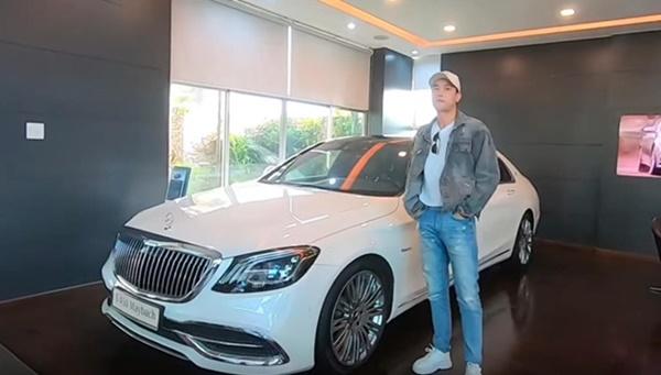 "Tôi đóng phim 10 năm nhưng ít người biết, đến sự kiện không ai quan tâm. Từ khi Về nhà đi con phát sóng, cuộc đời tôi như bước sang trang mới. Cuộc sống của tôi hiện bận rộn, sôi động nhiều hơn so với trước", tài tử sinh năm 1988 cho biết.