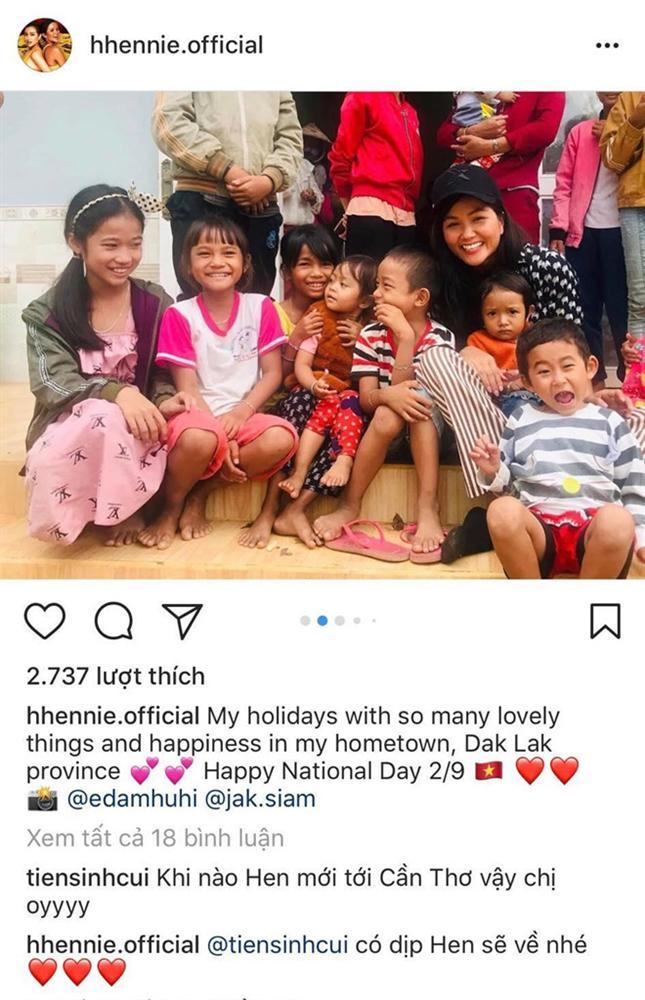 HHen Niê dụng ý khoe được bạn trai tặng nhẫn kim cương đắt giá-2