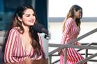 Selena Gomez lấy lại nhan sắc, vóc dáng sexy sau khi giảm cân