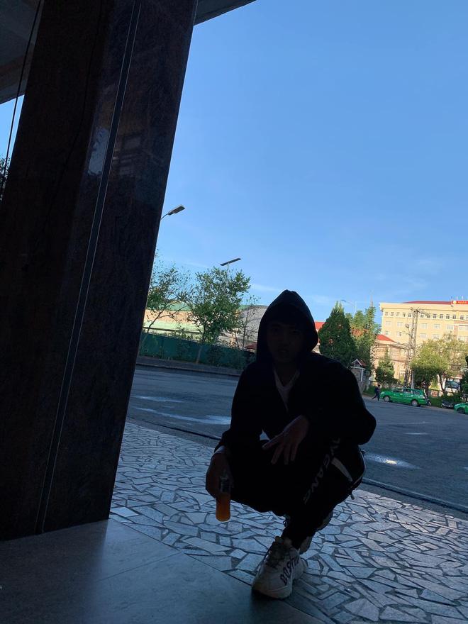 Du lịch Đà Lạt rồi nhờ bạn thân chụp ảnh, thanh niên nhận kết đắng còn dân mạng thì cười nghiêng ngả-6