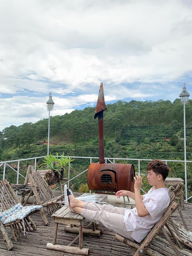 Du lịch Đà Lạt rồi nhờ bạn thân chụp ảnh, thanh niên nhận kết đắng còn dân mạng thì cười nghiêng ngả-9