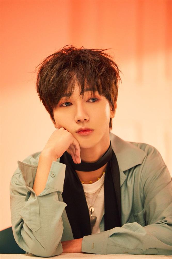 Yesung (Super Junior) nhá hàng hình ảnh học tiếng Việt chuẩn bị cho màn chào hỏi fan Việt tại AAA 2019-2