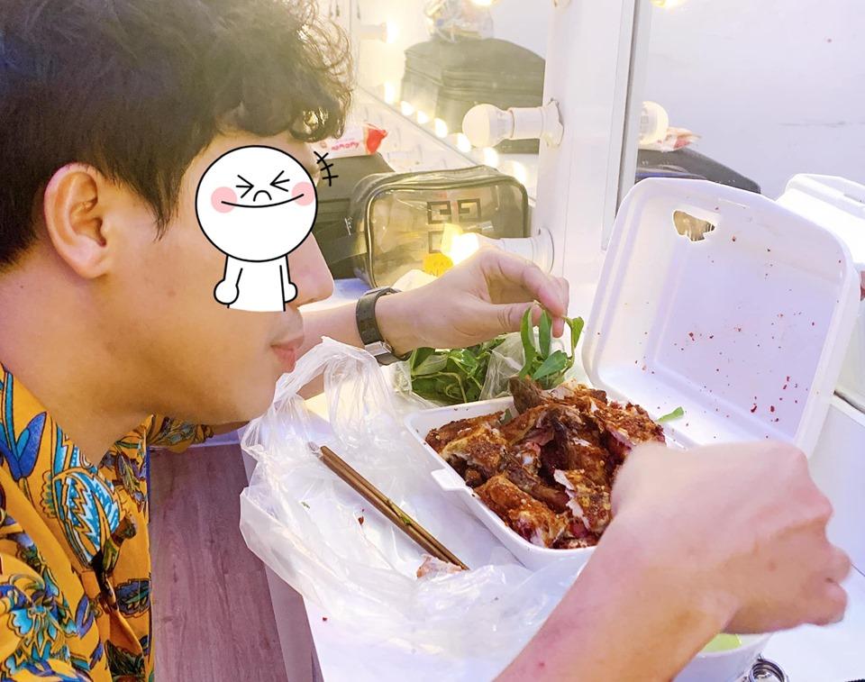 Khẳng định đã giảm được cân, Trấn Thành không ngờ bị Sam và dân mạng đá xoáy dữ dội-9