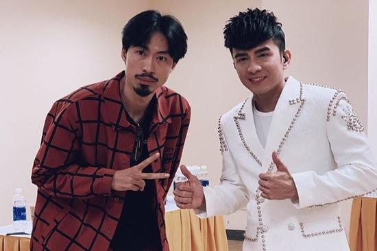 'Buồn của Đen Vâu': Kém Đan Trường tận 1 giáp mà đứng cạnh nhau có khác gì 'chú Đen và anh Trường'