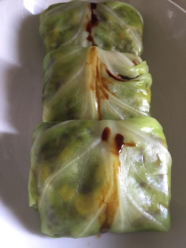 Chồng chán ăn bắp cải luộc, vợ đảm làm ngay món lạ đảm bảo ăn không sót miếng nào-9