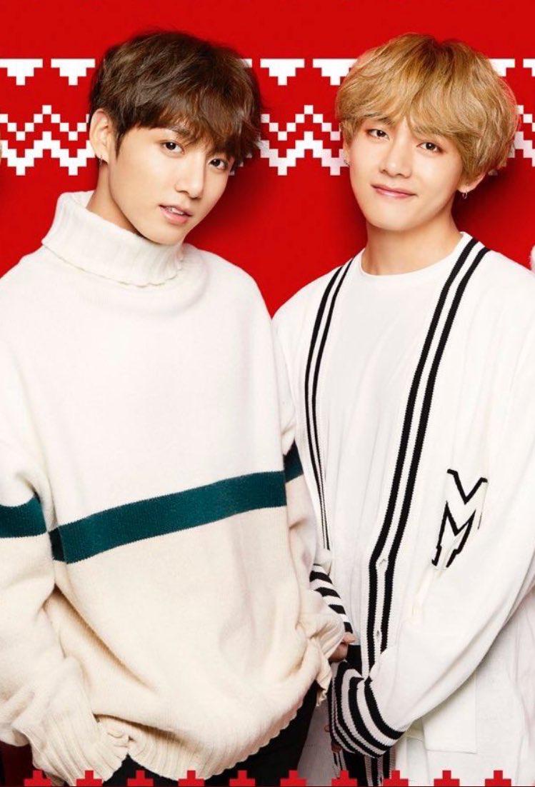 No.4 BTS Taehyung - BTS Jungkook: Cặp bài trùng em út của BTS cũng là cặp đôi rất được các fangirl yêu thích. Cẩ hai đều sở hữu ngoại hình nổi bật cùng kĩ năng trình diễn tuyệt vời.