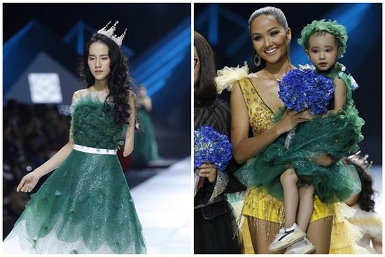 H'Hen Niê bế mẫu nhí bị ung thư catwalk gây xúc động