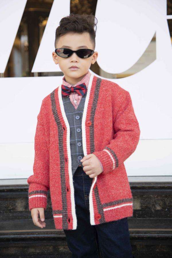 Streetstyle chất lừ của mẫu nhí Việt ở Vietnam International Fashion Week-1