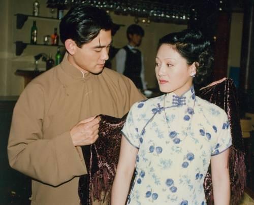 Nguyên tác Tiếng Sét Trong Mưa: Táo bạo và xôi thịt, gây tranh cãi suốt 80 năm-5