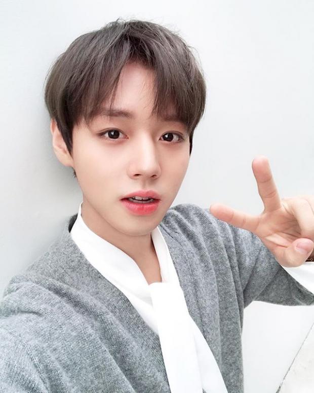 Park Ji Hoon cho biết sẽ phát hành sản phẩm âm nhạc mới vào tháng 12 tới. Đây cũng là màn trở lại đầu tiên trong sự nghiệp solo của Ji Hoon.