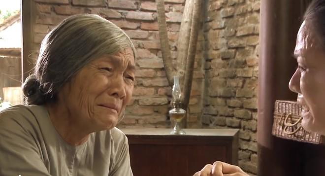 Tiếng sét trong mưa bị khán giả chê vô lý, nhiều nước mắt lố bịch-2