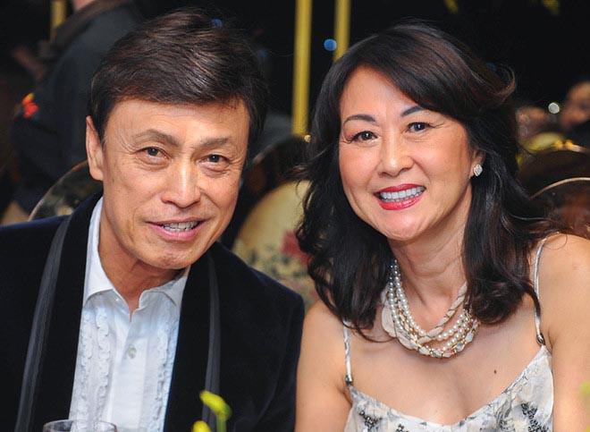 Gia thế của bà xã kém 14 tuổi, ngại xuất hiện trước đám đông của danh ca Tuấn Ngọc-1