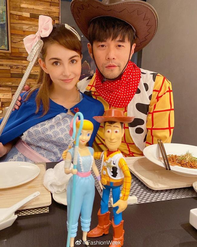 Chồng Hà Tăng có màn cosplay Halloween đụng hàng Châu Kiệt Luân-3