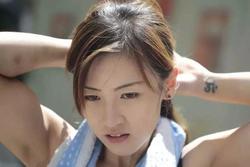 Hot girl bốc vác xinh đẹp nhất Hong Kong ra sao sau 2 năm