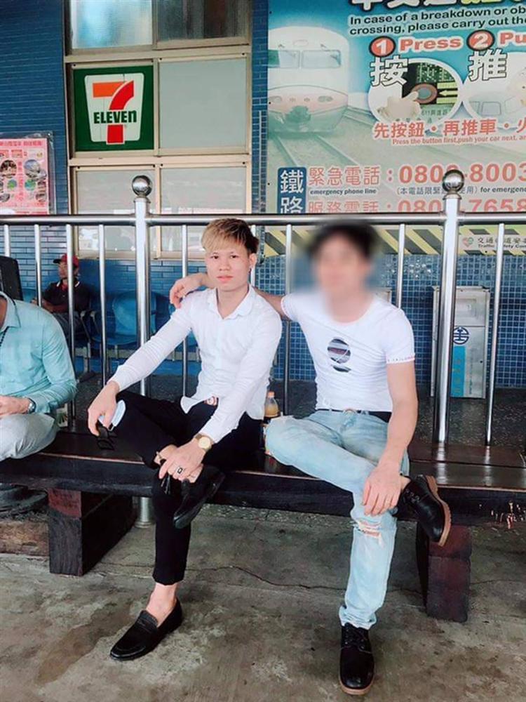 Đằng sau những căn nhà bạc tỷ ở làng xuất khẩu lao động Hà Tĩnh: Nước mắt, trốn chạy và phận người nằm lại nơi xứ xa-18