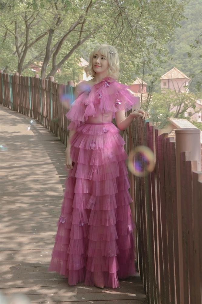 Đam mê biến hóa với tóc giả, Mâu Thủy, HHen Niê từng phải than trời vì quá cực-10